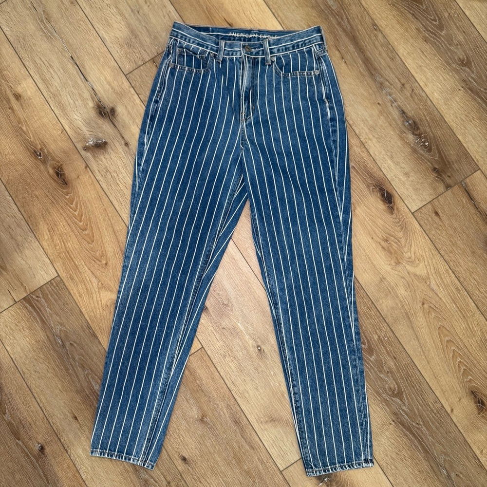 American Eagle Striped High Rise Mom Jeans Size 2 Regular